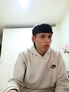 mazo18 online show from January 2026 04:27:02 AM