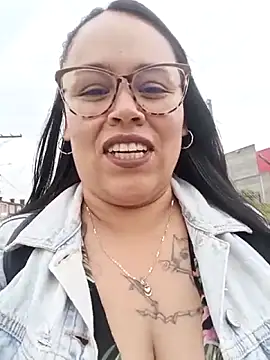 Italia 12 online show from November 2025 08:20:02 PM