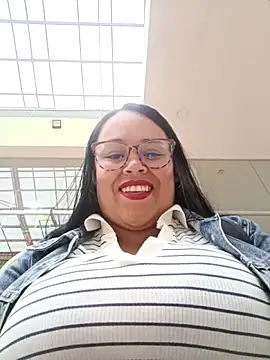 Italia 12 online show from November 2025 09:20:02 PM