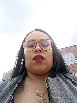 Italia 12 online show from November 2025 09:48:01 PM