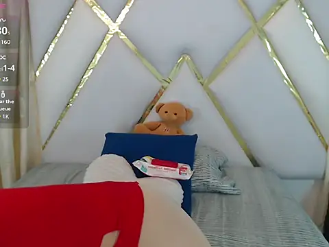 Ariadna Wells online show from October 2025 01:12:02 PM