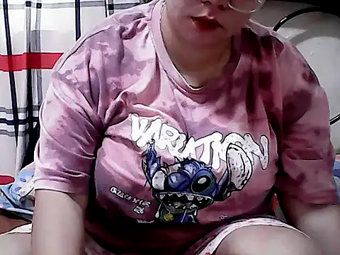 HornyPussie69 online show from April 2026 11:44:01 PM