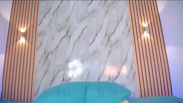 PiaGelvez online show from January 2026 08:38:02 PM