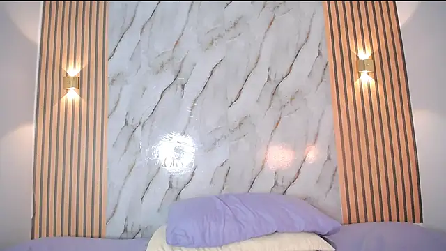 PiaGelvez online show from December 2025 01:46:02 PM