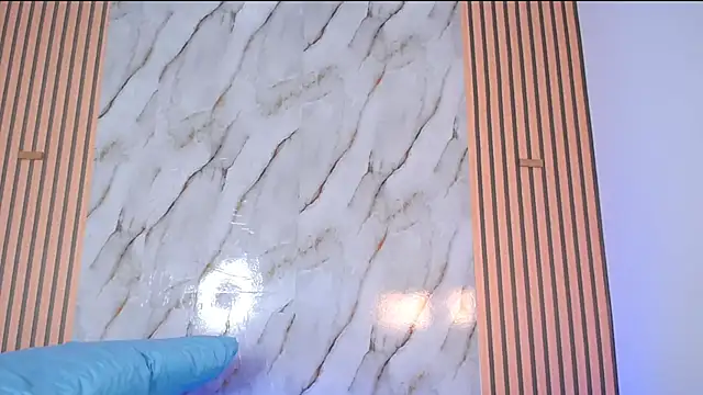 PiaGelvez online show from November 2025 09:18:01 PM