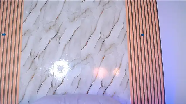 PiaGelvez online show from January 2026 11:08:02 PM