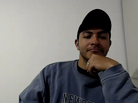 Ander Wolf online show from January 2026 11:10:01 PM