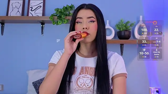 Megan Ritz online show from December 2025 07:24:01 PM