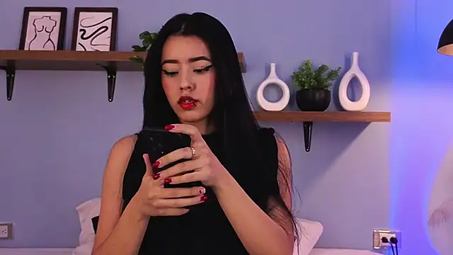 Megan Ritz online show from November 2025 07:47:01 PM