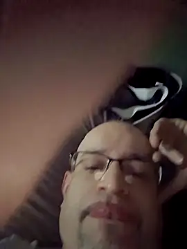 Curious9884 online show from March 2026 05:13:01 AM