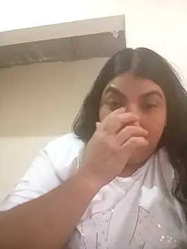 Dulcinea 25 online show from October 2025 09:49:02 PM