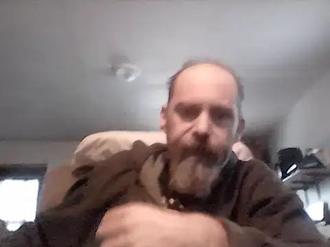 crazyheratic8 online show from December 2025 10:31:01 PM