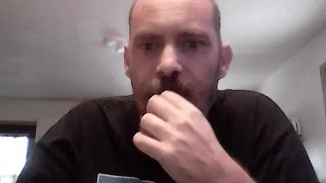 crazyheratic8 online show from November 2025 09:51:02 PM