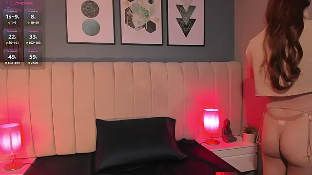 DaimondPink online show from October 2025 04:00:02 AM