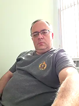 Snapshot of Iceman69696 chatting on May 2026 01:41:01 PM Iceman69696 online show from May 2026 01:41:01 PM