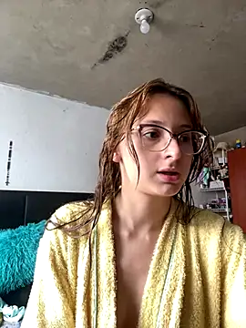 imariahot online show from October 2025 03:24:02 PM