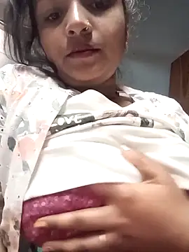 Neelam-baby1 online show from February 2026 09:25:01 PM
