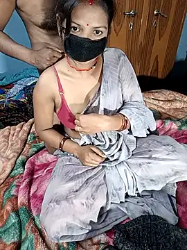 Neelam-baby1 online show from February 2026 05:02:01 PM