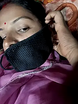 Neelam-baby1 online show from November 2025 03:37:02 PM