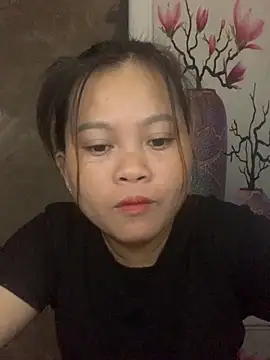 lan-xinh01 online show from October 2025 11:33:02 AM