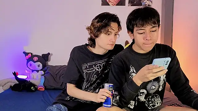 Darcy and Stolas online show from April 2026 09:50:02 PM