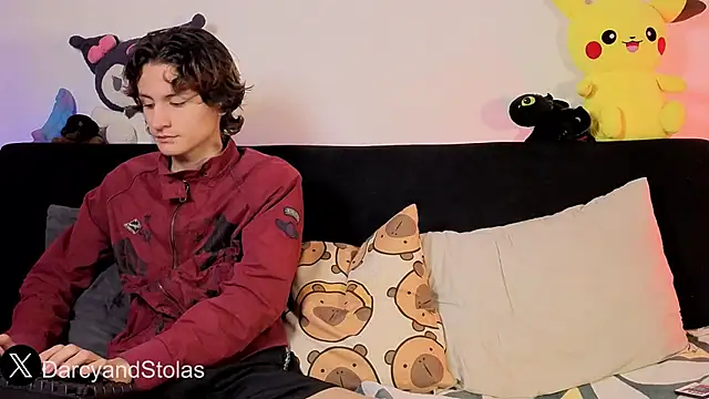 Darcy and Stolas online show from April 2026 08:32:02 AM