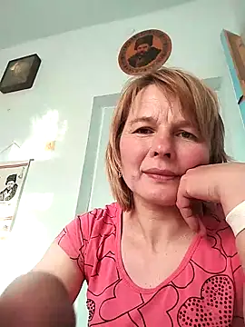 Snapshot of Masha412111 chatting on May 2026 04:21:02 PM Masha412111 online show from May 2026 04:21:02 PM