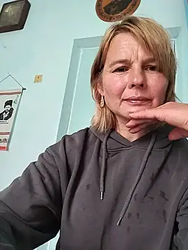 Snapshot of Masha412111 chatting on June 2026 08:56:01 AM Masha412111 online show from June 2026 08:56:01 AM