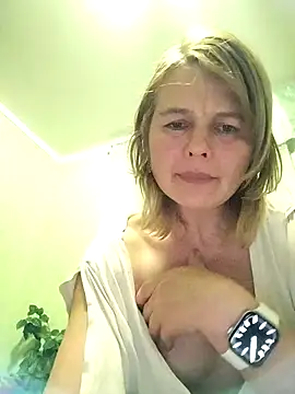 Masha412111 online show from December 2025 09:05:01 PM