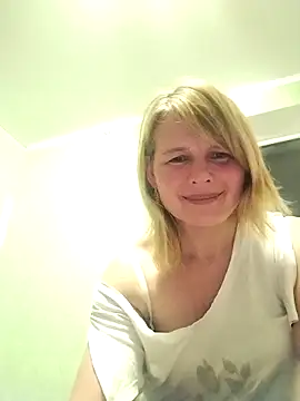 Masha412111 online show from February 2026 08:52:02 PM