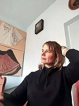 Masha412111 online show from December 2025 09:37:02 AM