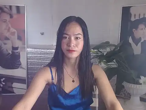 miss katty28 online show from October 2025 10:52:01 PM