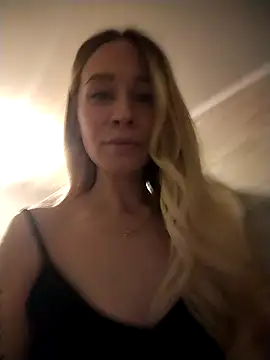 Anita Delicious online show from February 2026 08:22:02 PM