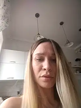 Anita Delicious online show from April 2026 01:37:01 PM