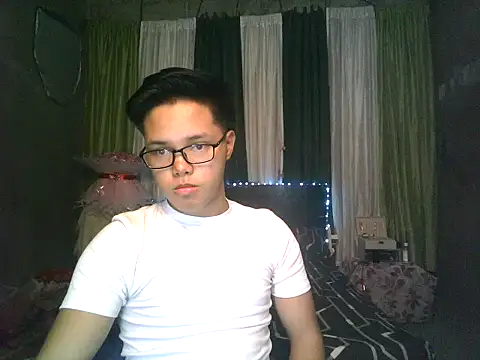 Snapshot of hot_babyboy26 chatting on March 2026 12:08:01 PM hot babyboy26 online show from March 2026 12:08:01 PM