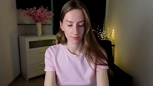 GoldenRose  online show from February 2026 01:33:02 PM