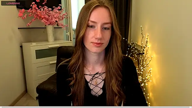 GoldenRose  online show from May 2026 11:50:01 AM