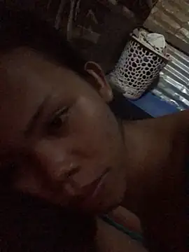 Snapshot of ella_foxtrot chatting on June 2026 01:11:01 PM ella foxtrot online show from June 2026 01:11:01 PM
