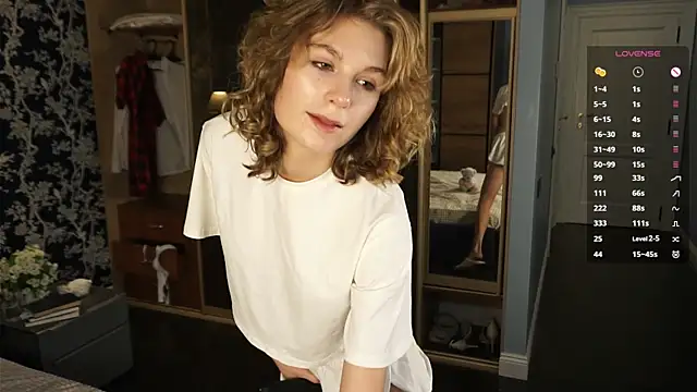 BellaReppert online show from December 2025 08:51:02 AM