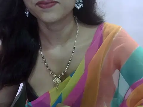 Laila Cute online show from May 2026 04:01:01 AM