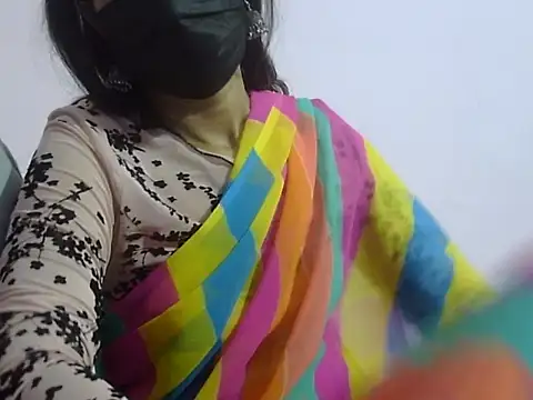 Laila Cute online show from February 2026 02:40:02 AM