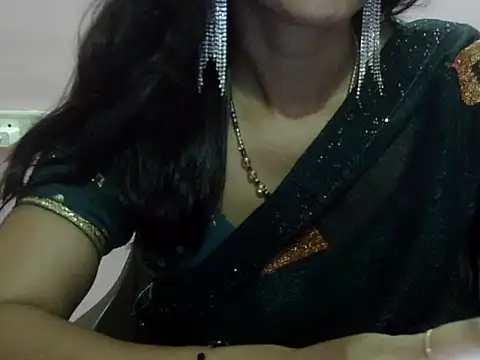 Laila Cute online show from May 2026 04:02:02 PM