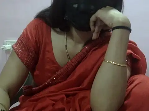 Laila Cute online show from March 2026 04:41:02 PM