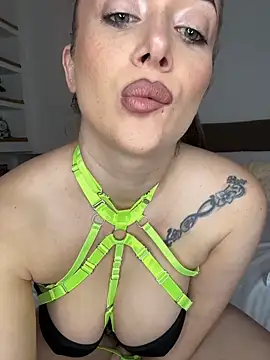 Malasantababy online show from February 2026 10:02:02 AM