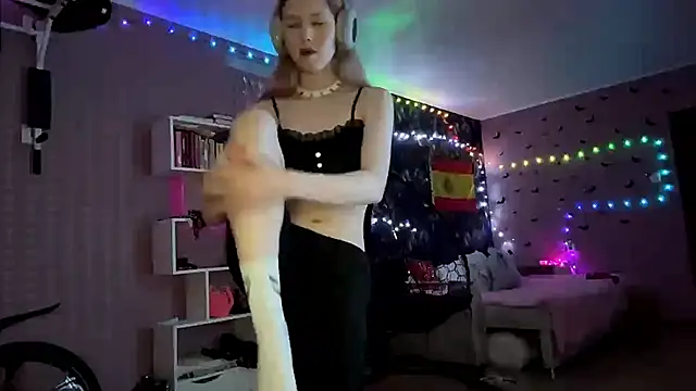 Jerrieberry online show from November 2025 02:16:02 PM