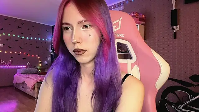 Jerrieberry online show from December 2025 02:19:02 PM