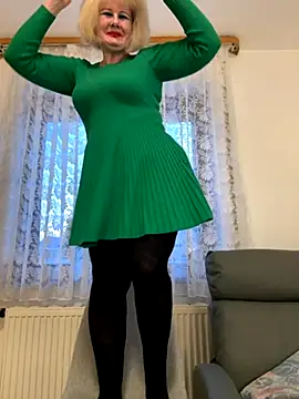 BoloshkaBlonda online show from November 2025 06:34:01 AM