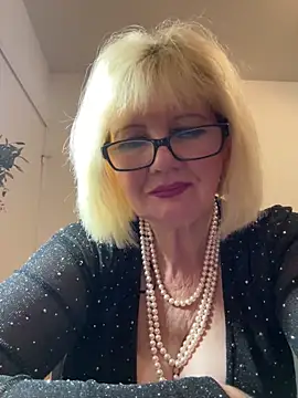 BoloshkaBlonda online show from November 2025 08:35:02 PM