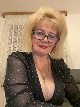 BoloshkaBlonda online show from December 2025 06:39:02 PM