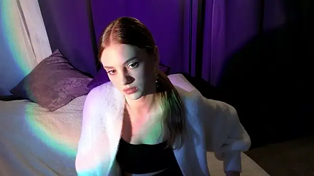 Snapshot of midnightMaya chatting on October 2025 08:00:01 PM midnightMaya online show from October 2025 08:00:01 PM